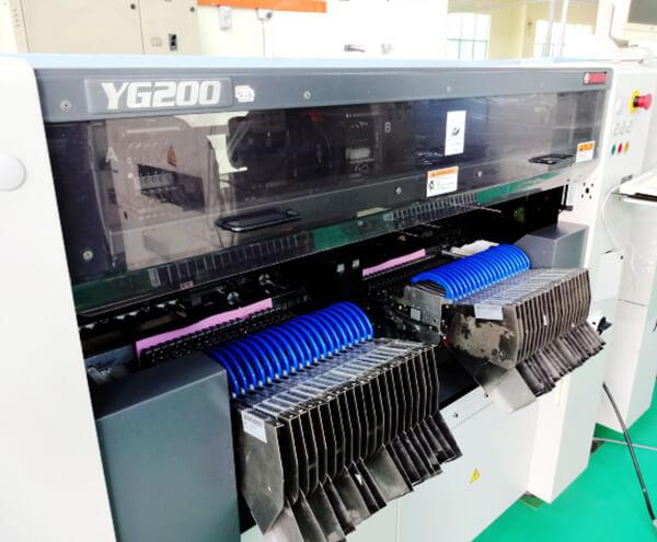 Yamaha YG200 Pick and Place Machine